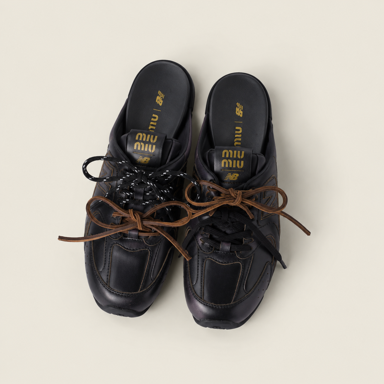 530 SL Mules – Bleached Leather & Gum Sole Black Edition Mule