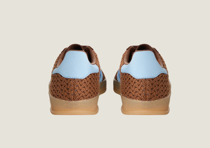Gazelle Indoor Preloved Brown Sky