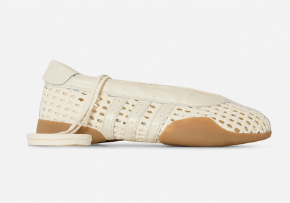 Taekwondo Mei - Crochet Ballerina Flats - Off-White
