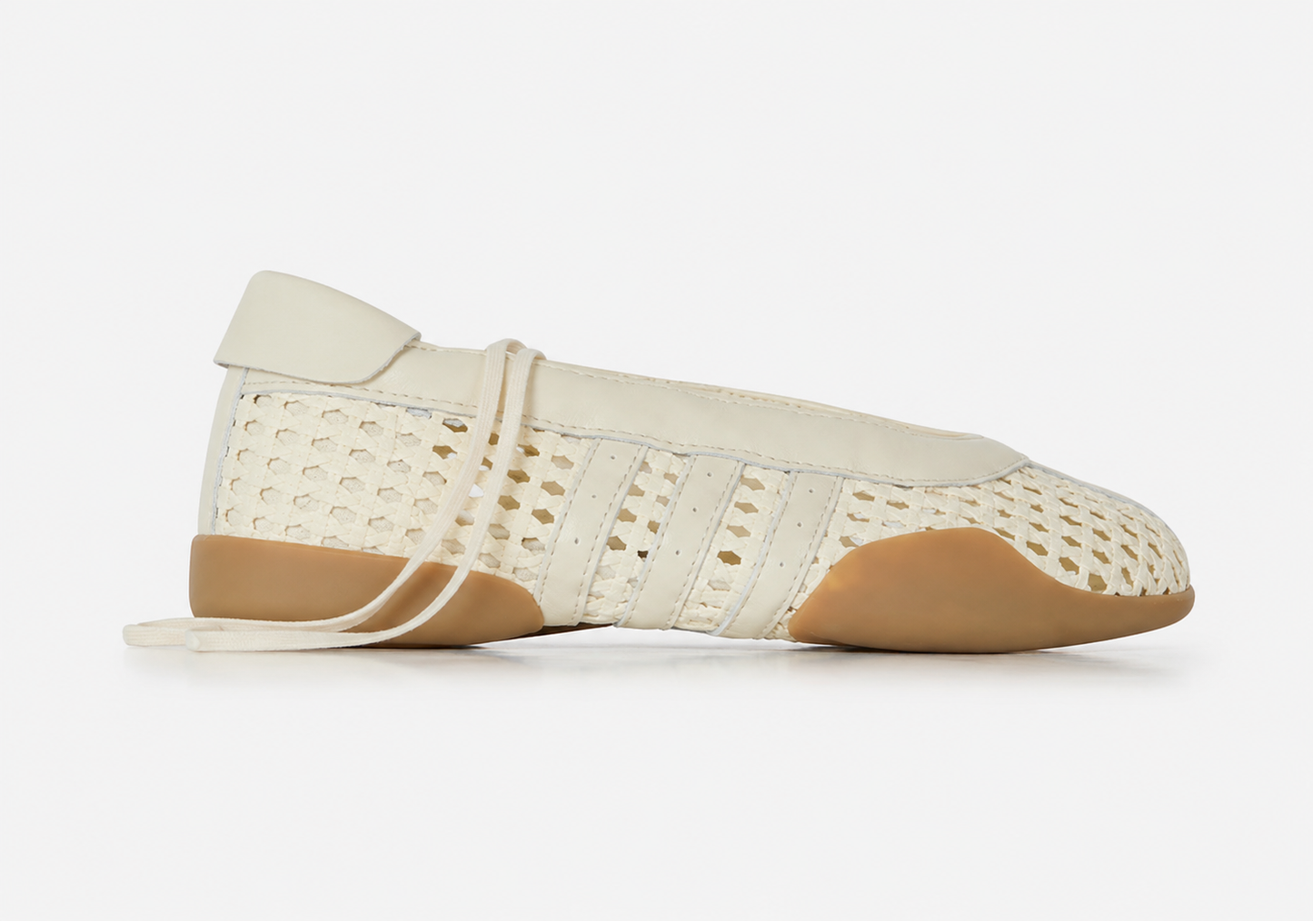 Taekwondo Mei - Crochet Ballerina Flats - Off-White